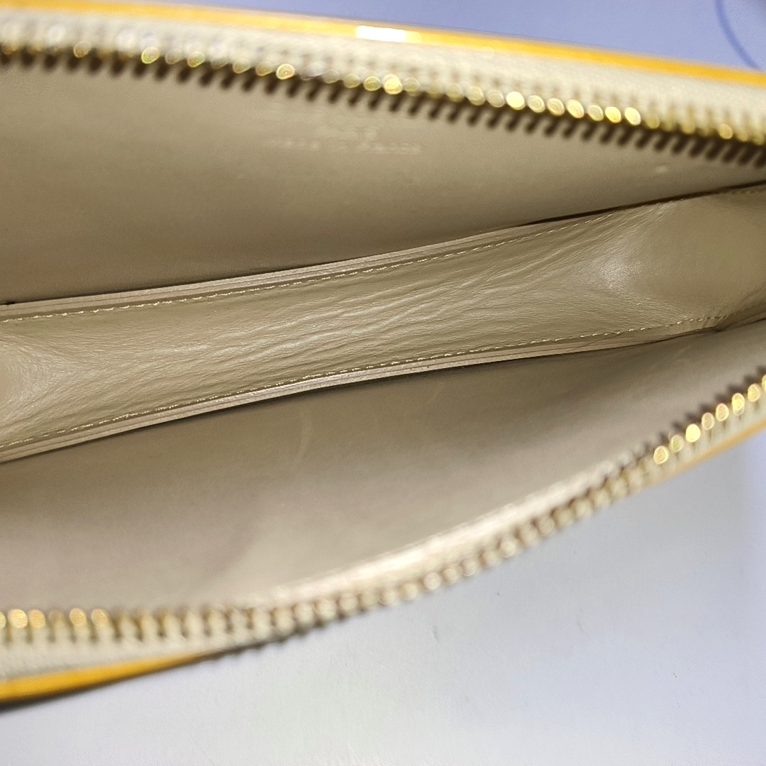 LOUIS VUITTON LEXINGTON Yellow Patent Leather Monogrammed Clutch Golden hardware Vintage model-(SKU)-948034395