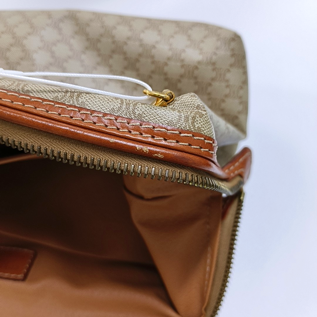 CELINE Khaki Coated Canvas Triumph Clutch Golden hardware-(SKU)-955736593