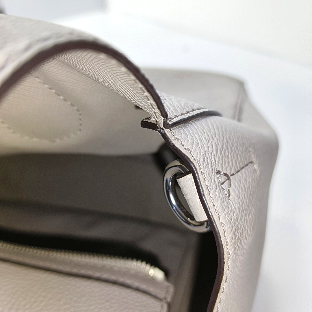 MICHAEL KORS Mercer Gray cowhide single shoulder bag crossbody handbag Silver Hardware Removable shoulder strap-(SKU)-940249549