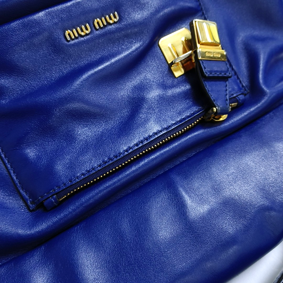 Miu Miu Blue cowhide crossbody, handbag, shoulder bag Golden hardware Removable shoulder strap-(SKU)-947569134