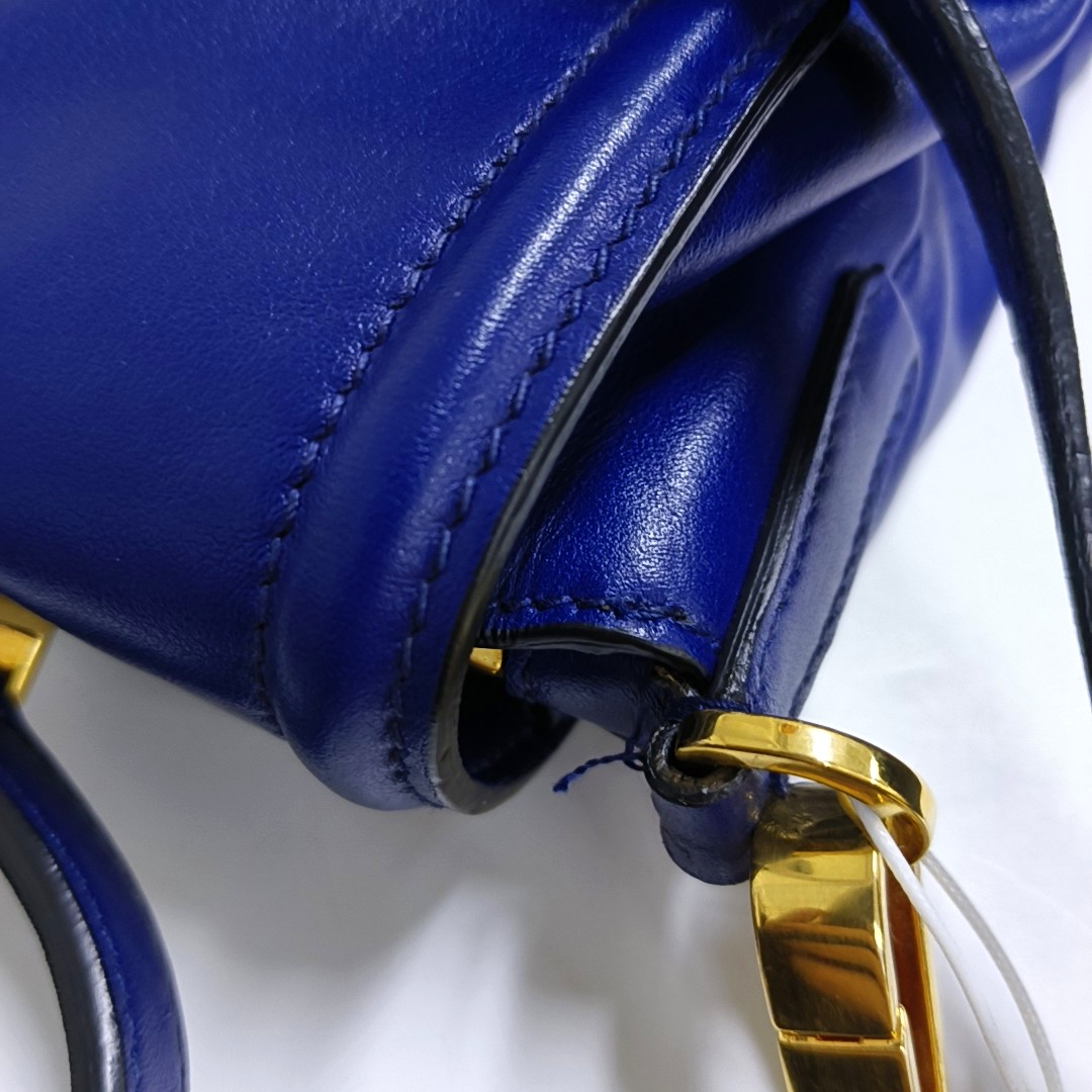 Miu Miu Blue cowhide crossbody, handbag, shoulder bag Golden hardware Removable shoulder strap-(SKU)-947569134