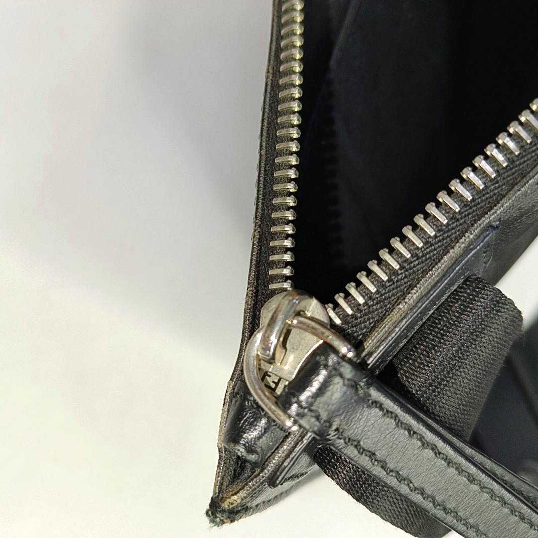 FENDI Black cowhide embossed shoulder bag crossbody bag Silver Hardware-(SKU)-944722741