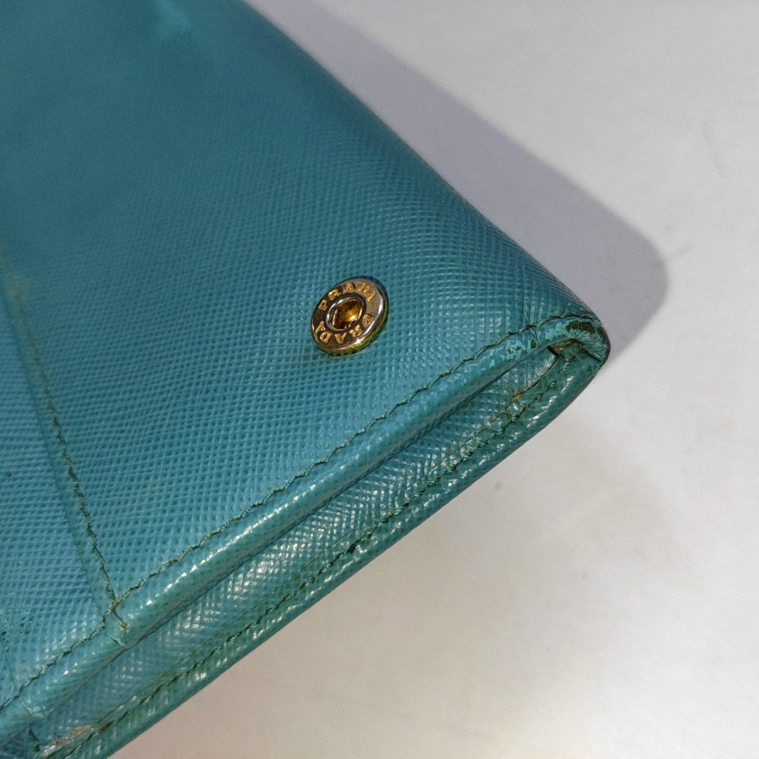 PRADA Fold Wallet浅蓝色皮革徽标,十字纹钱包-(SKU)-942554467
