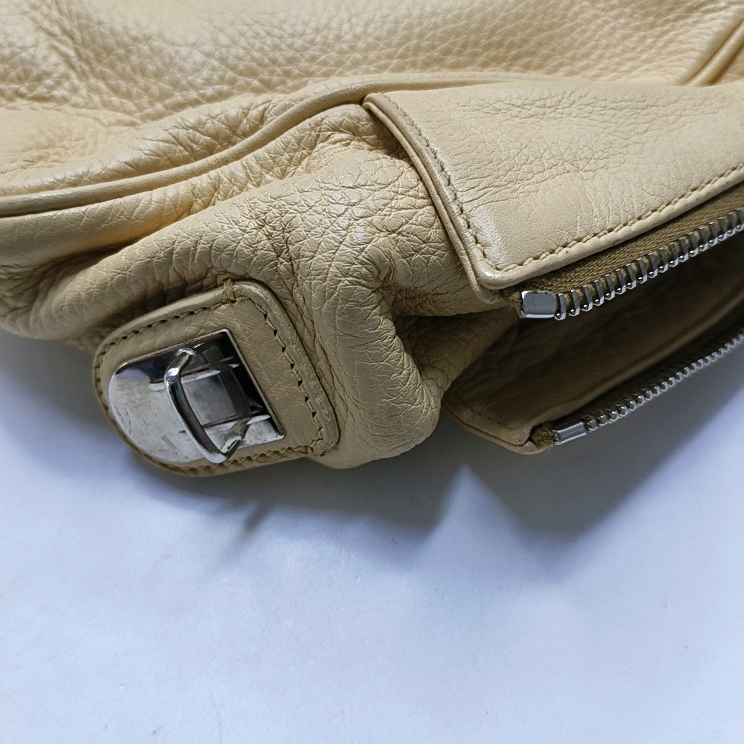 PRADA Light Yellow Calfskin Handbag Single Shoulder Bag Silver Hardware-(SKU)-953688644