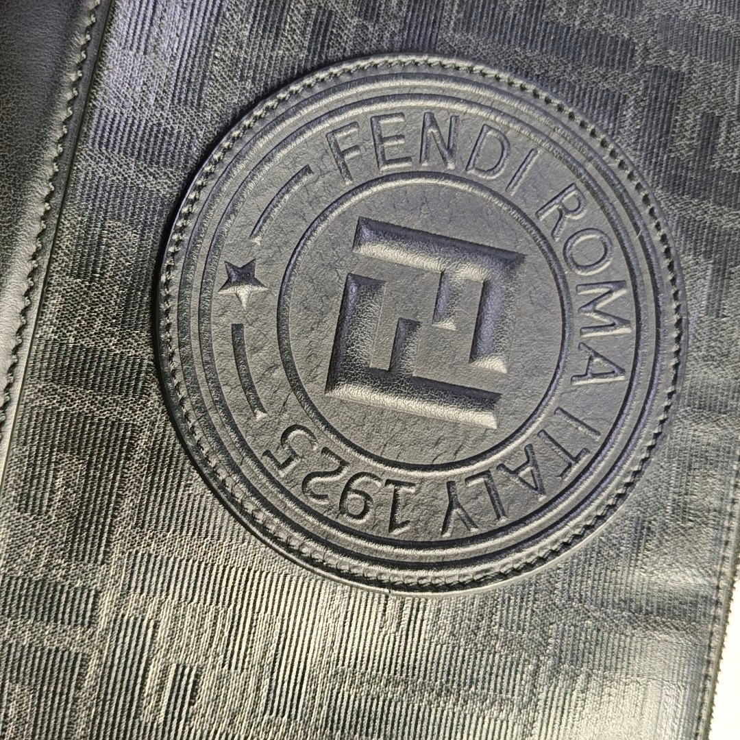 FENDI Black cowhide embossed shoulder bag crossbody bag Silver Hardware-(SKU)-944722741