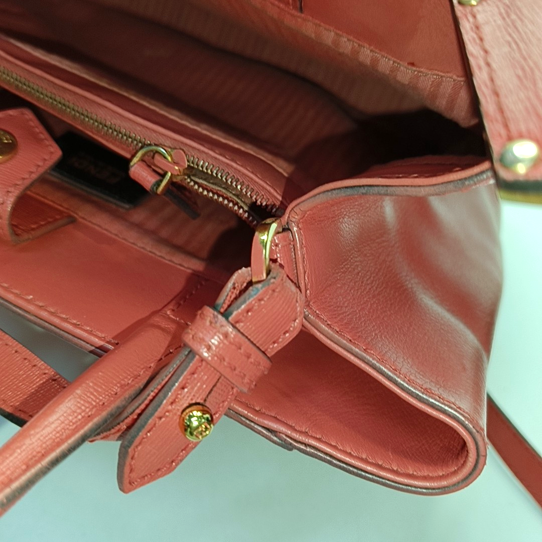 FENDI 2 Jours Small size Red Cowhide Single Shoulder Bag Handbag Crossbody Bag Gold Red Hardware Removable shoulder strap-(SKU)-946007227