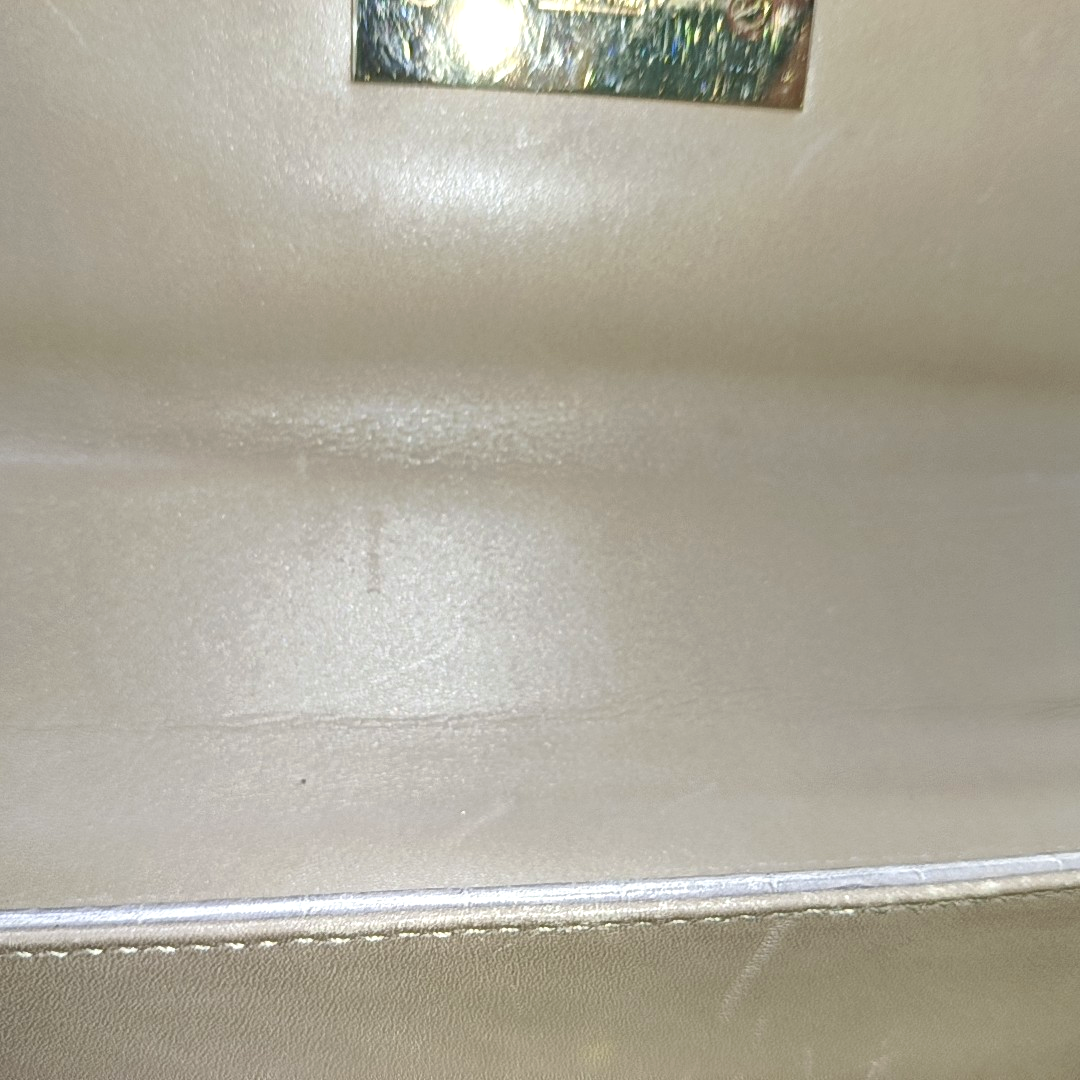 FERRAGAMO Kelly Khaki Leather Tote Golden hardware-(SKU)-14500096