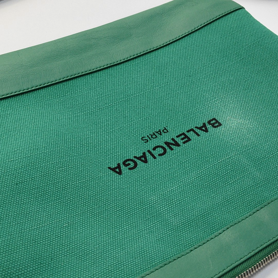 BALENCIAGA Clip Medium size Green Fabric Handbag-(SKU)-959304793
