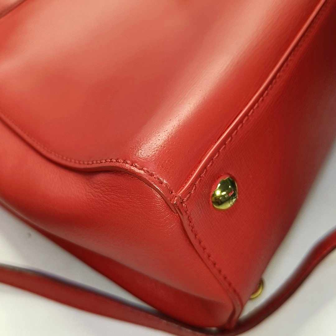 FENDI 2 Jours Small size Red Cowhide Single Shoulder Bag Handbag Crossbody Bag Gold Red Hardware Removable shoulder strap-(SKU)-946007227