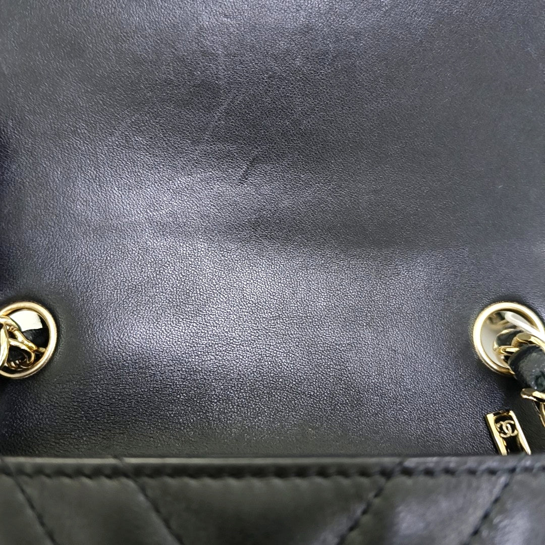 CHANEL CLASSIC FLAP Mini Black Lamb Skin Quilted V Quilted Shoulder Bag Crossbody Bag with Detachable Strap-(SKU)-967501749