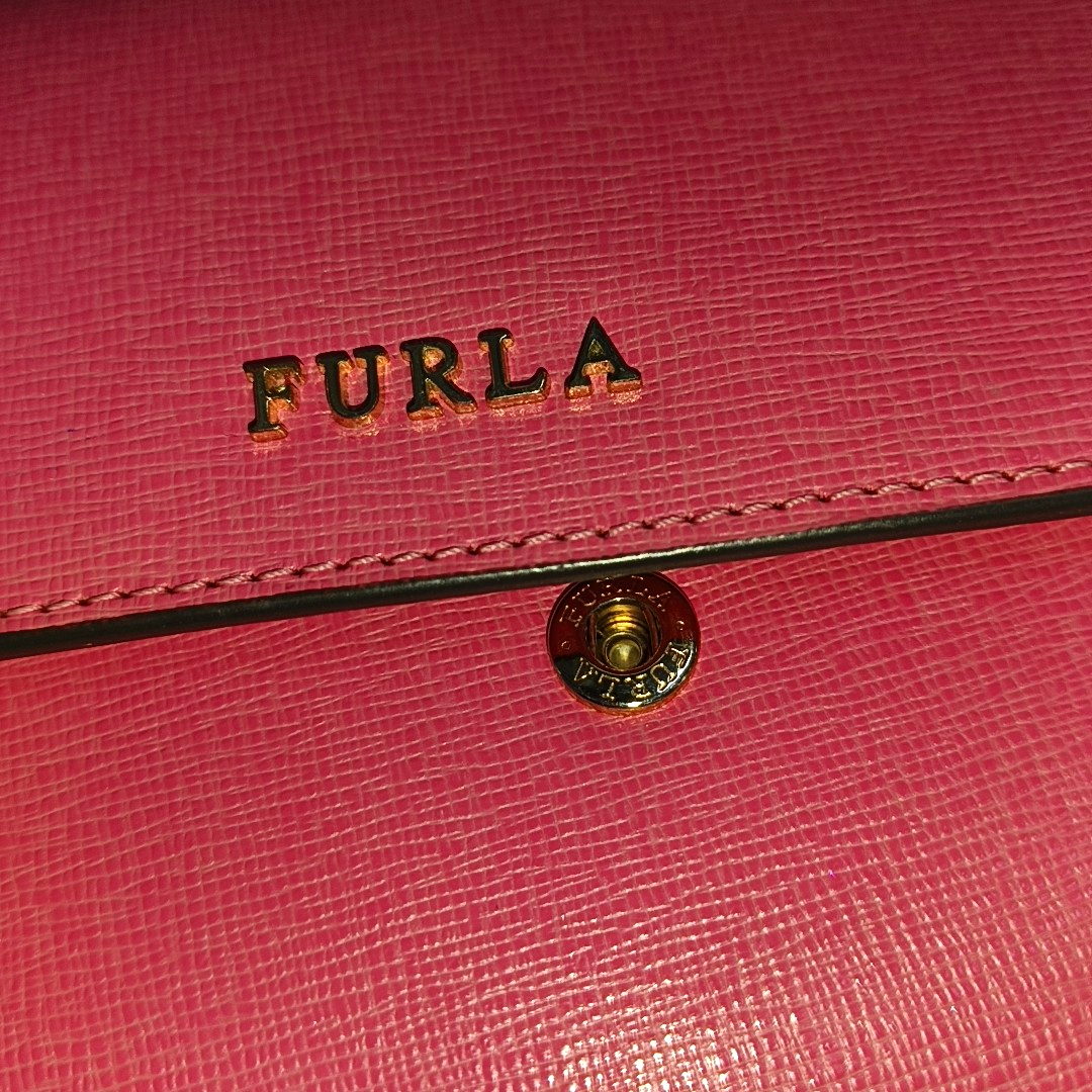 FURLA Pink Leather Embossed Sling Bag Single Shoulder Bag Golden hardware Removable shoulder strap-(SKU)-939936046
