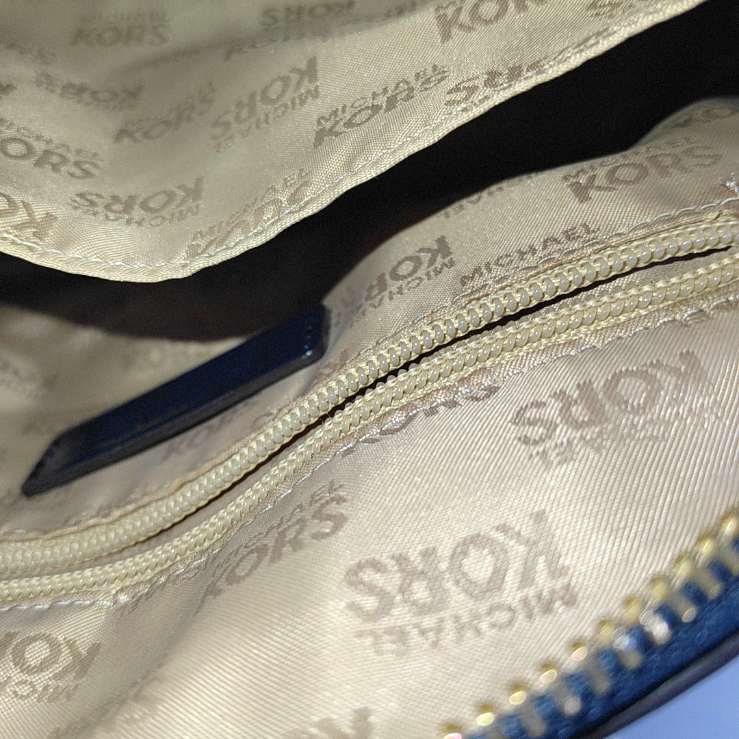 MICHAEL KORS Blue Patent Leather Single Shoulder Bag Crossbody Bag Golden hardware-(SKU)-14206783