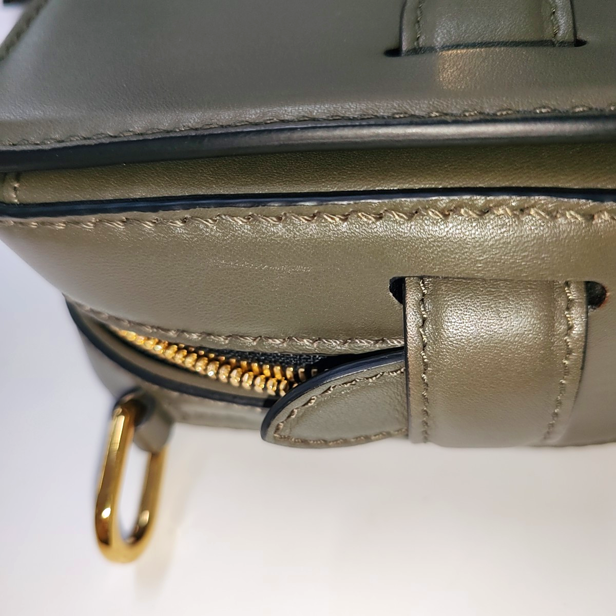 Alexander McQUEEN Camera Bag Dark Green Calfskin Embossed Single Shoulder Bag Golden hardware Removable shoulder strap-(SKU)-940170035