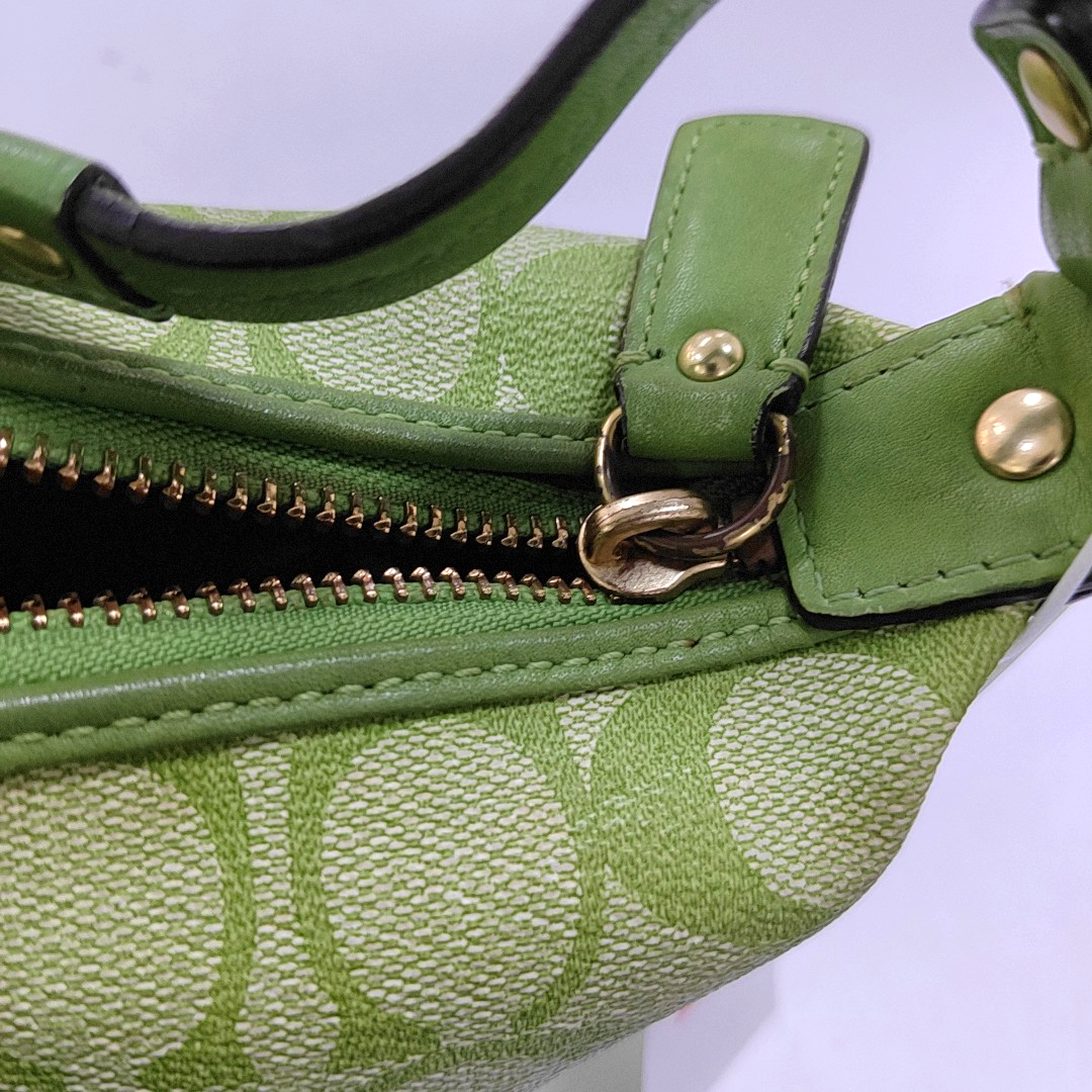 COACH Green Coated Canvas Monogram Printed Handbag Golden hardware-(SKU)-951116147