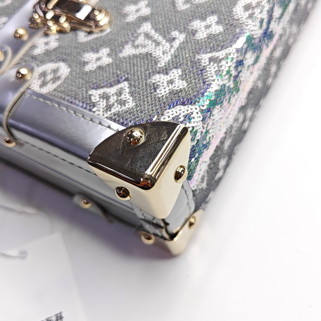 LOUIS VUITTON PETITE MALLE Silver Satin Shoulder Bag Crossbody Golden Hardware Removable Shoulder Strap Complete Accessories-(SKU)-961332912