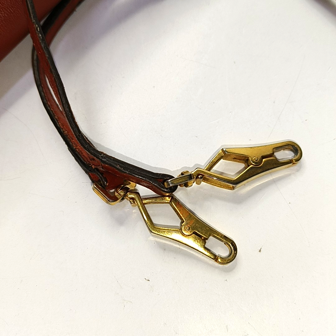 BURBERRY Red cowhide shoulder bag crossbody bag Golden hardware Removable shoulder strap-(SKU)-954287529