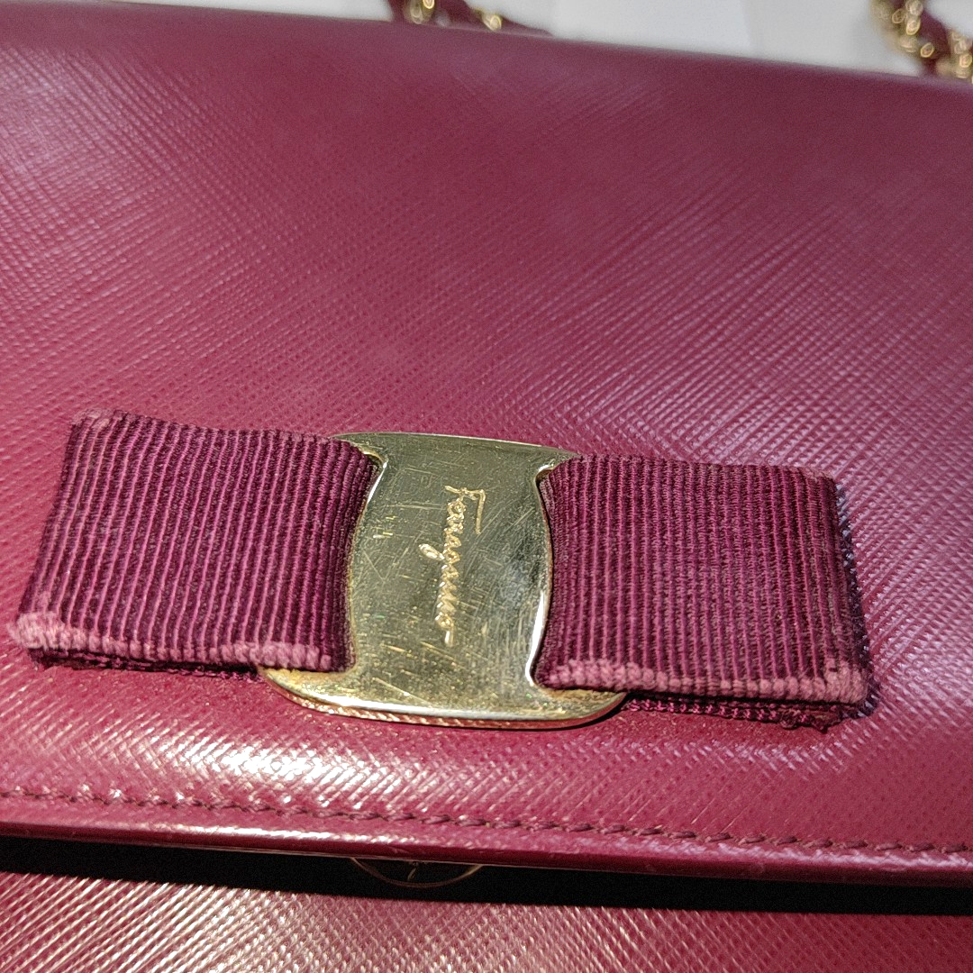 FERRAGAMO Ginny Fuchsia Leather Embossed Single Shoulder Bag Crossbody Golden hardware-(SKU)-14462522