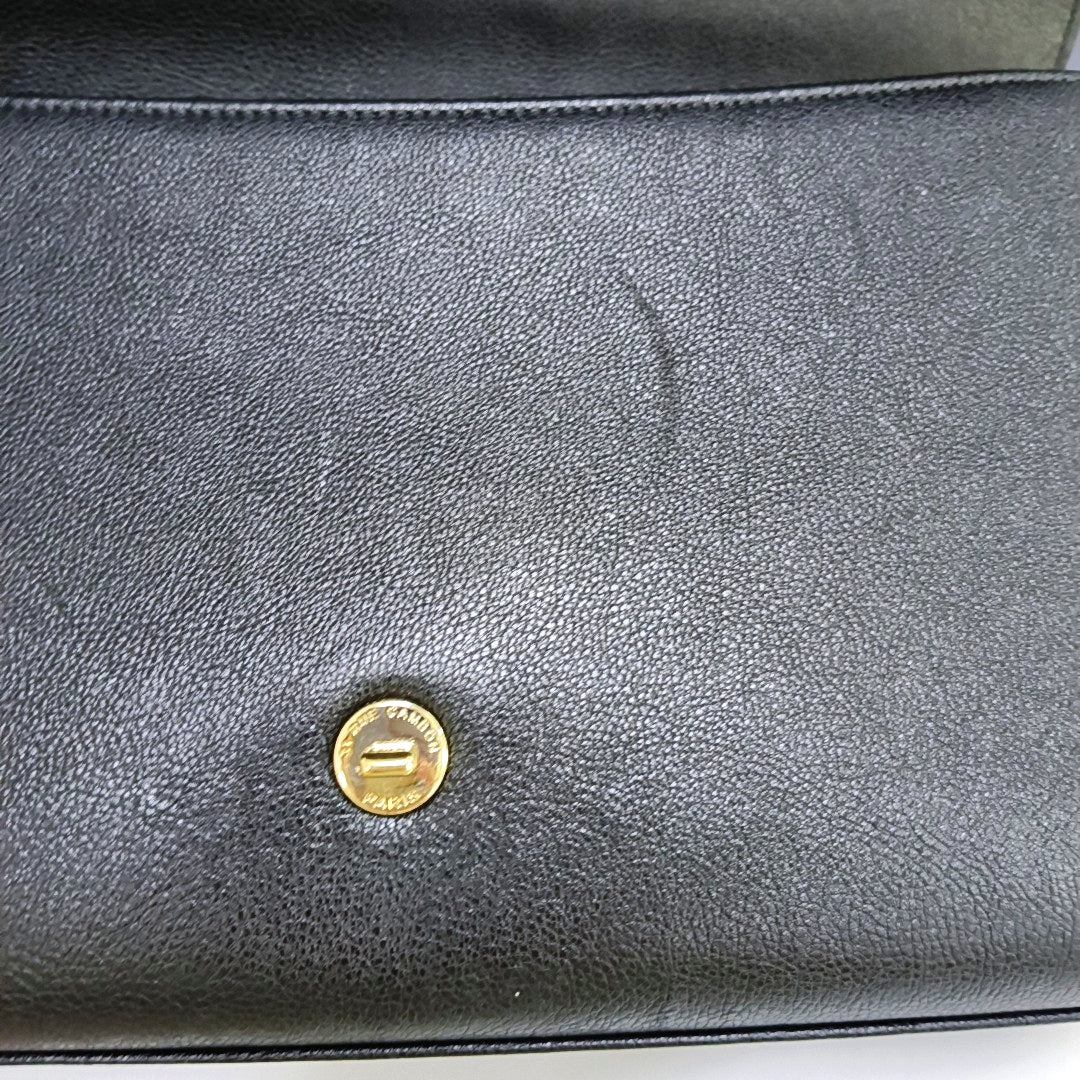 CHANEL LABEL CLICK Black Calfskin Shoulder Bag Golden Hardware 23 Clasp-(SKU)-969413962