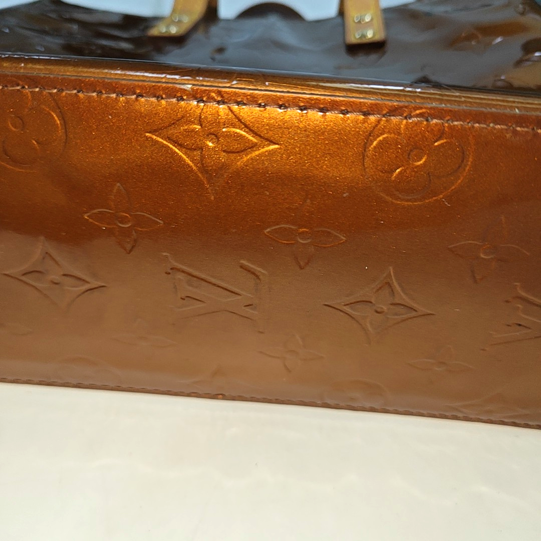 LOUIS VUITTON READE Small size Brown Patent Leather Embossed Handbag Golden hardware-(SKU)-936181874