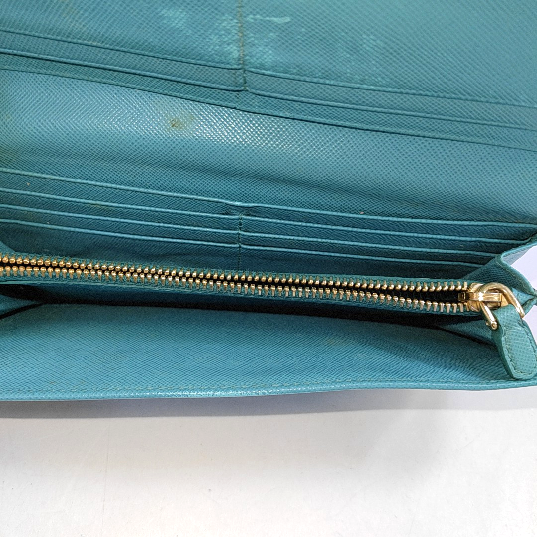 PRADA Fold Wallet浅蓝色皮革徽标,十字纹钱包-(SKU)-942554467