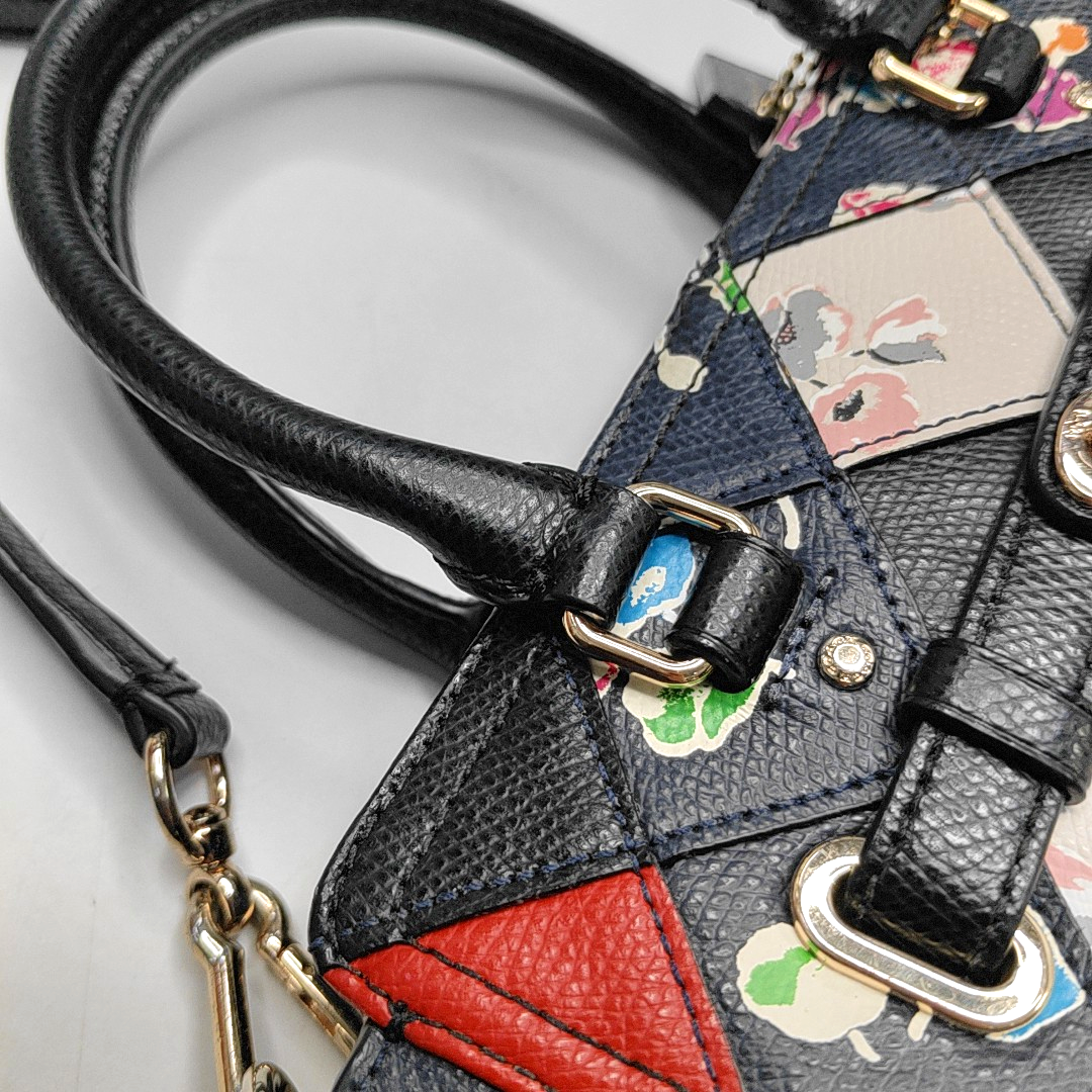 COACH SWAGGER Multicolor Leather Print Woven Crossbody Shoulder Bag Tote Golden hardware Removable shoulder strap-(SKU)-944220951