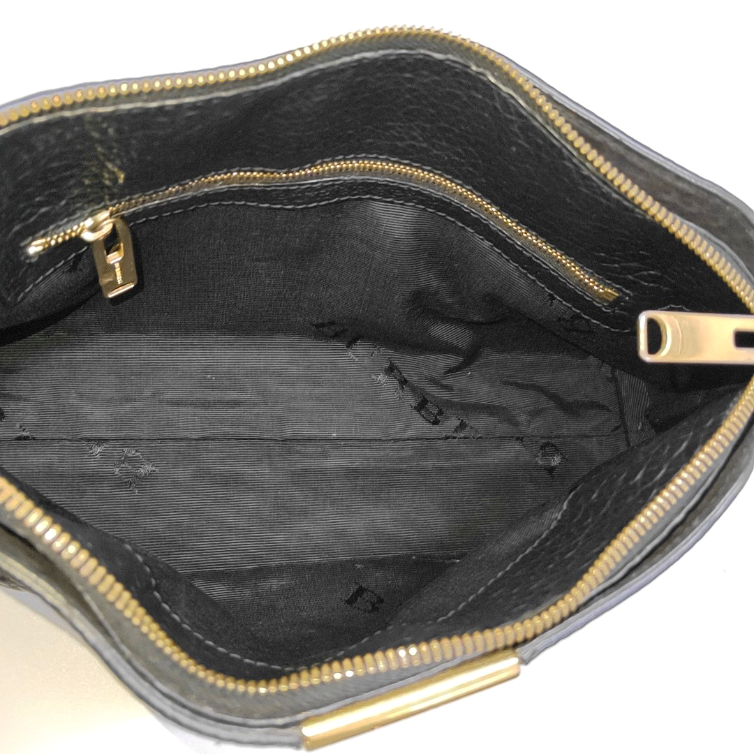 BURBERRY Black Leather Embossed Single Shoulder Bag Tote Golden hardware Removable shoulder strap-(SKU)-953334990