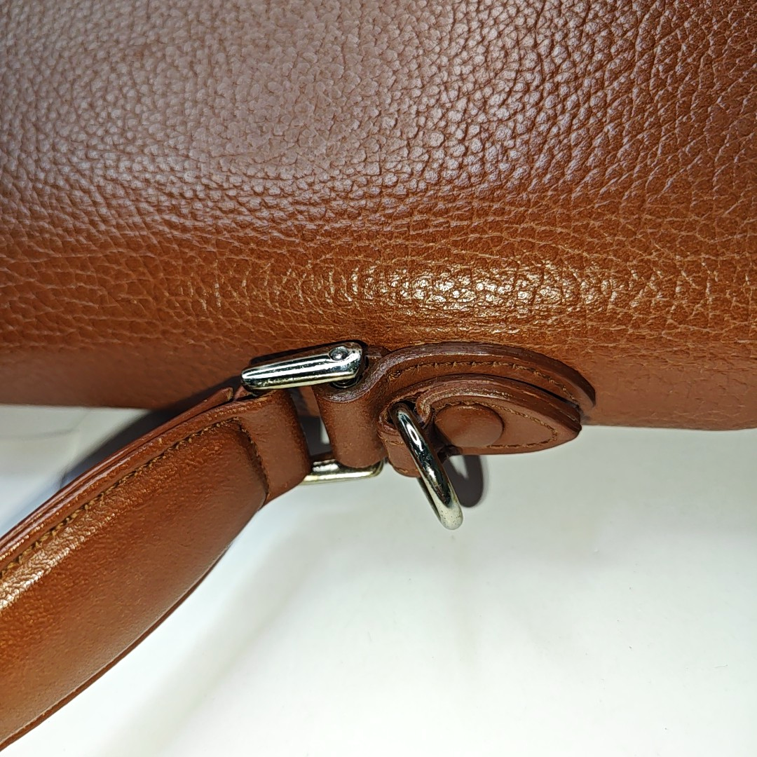 BURBERRY Brown Cowhide Handbag Silver Hardware-(SKU)-14318361