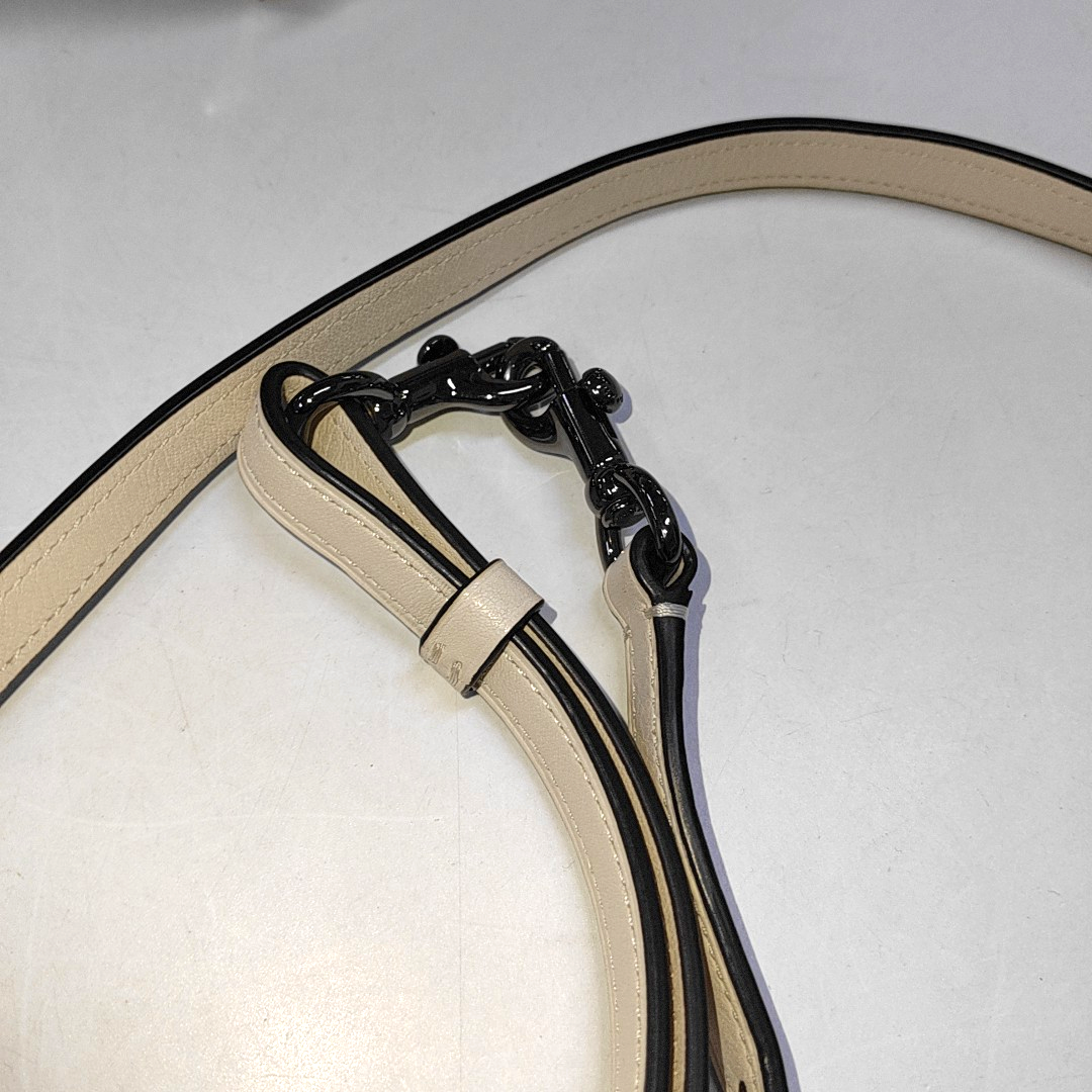 COACH DREAMER Beige Leather Single Shoulder Bag Handbag Crossbody Golden hardware Removable shoulder strap-(SKU)-940749659