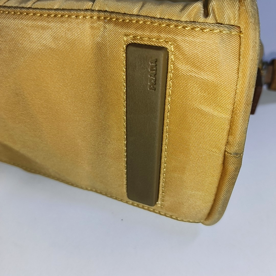 PRADA Tote bag Khaki Leather Logo Handbag Golden hardware-(SKU)-937766784