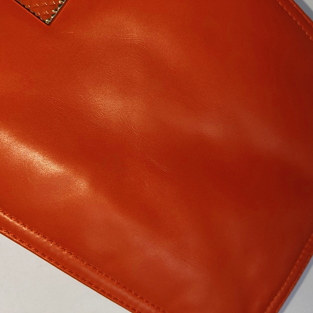 BOTTEGA VENETA Orange Calfskin Handbag Black hardware-(SKU)-942213251