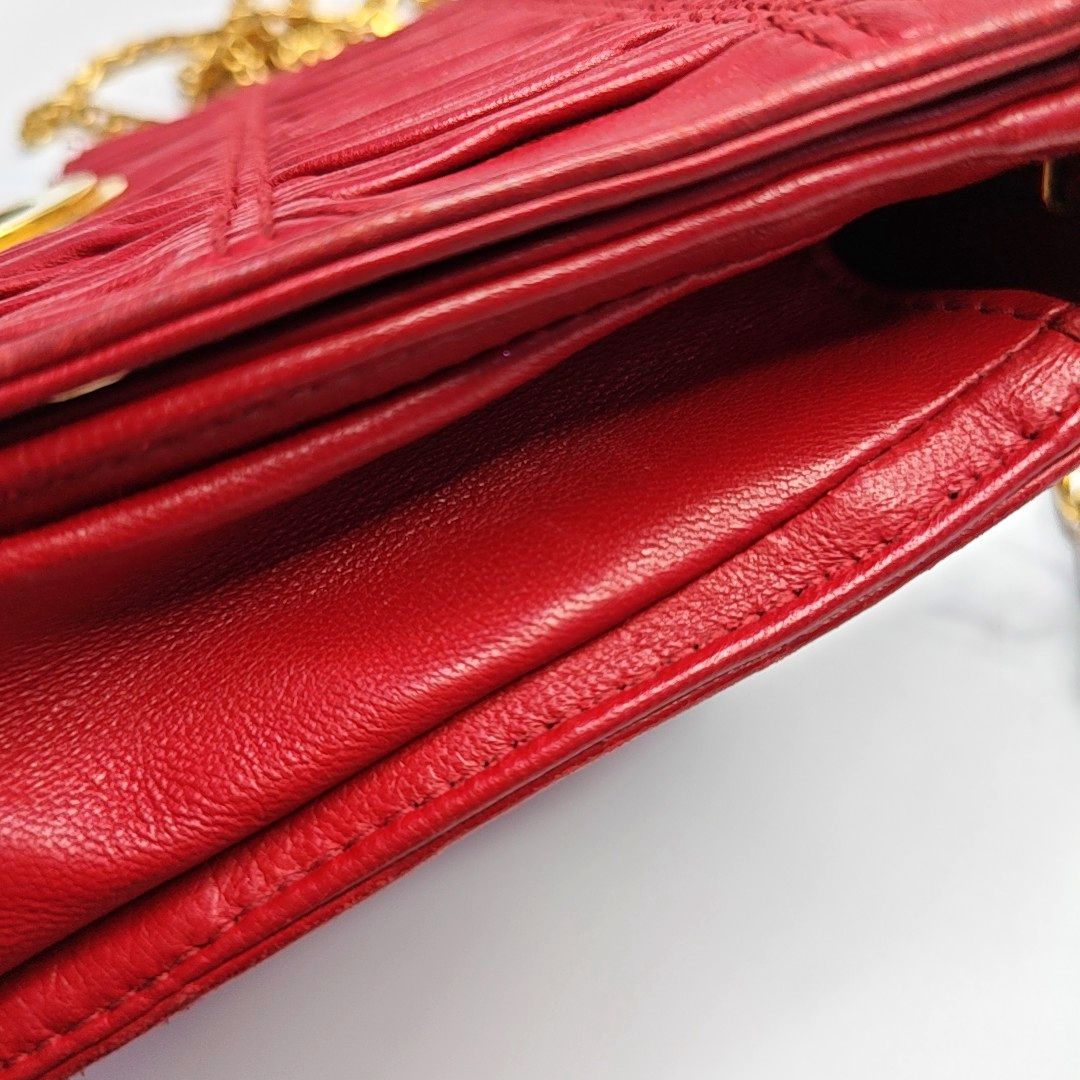 PRADA Red Cowhide Quilted Crossbody Bag Single Shoulder Bag Golden hardware Removable shoulder strap-(SKU)-960577105