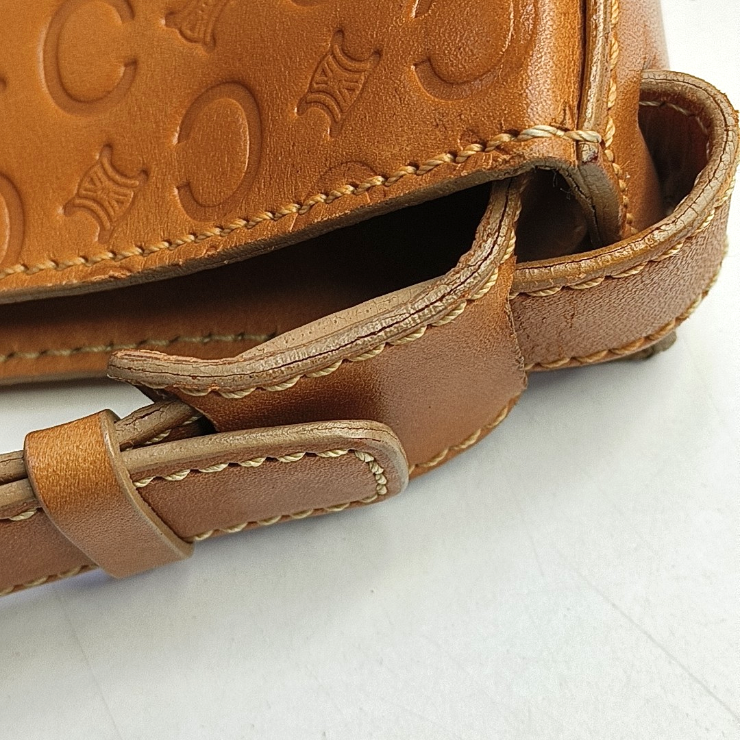 CELINE Caramel Cowhide Triumph Monogrammed Single Shoulder Bag Handbag Golden hardware-(SKU)-950054441