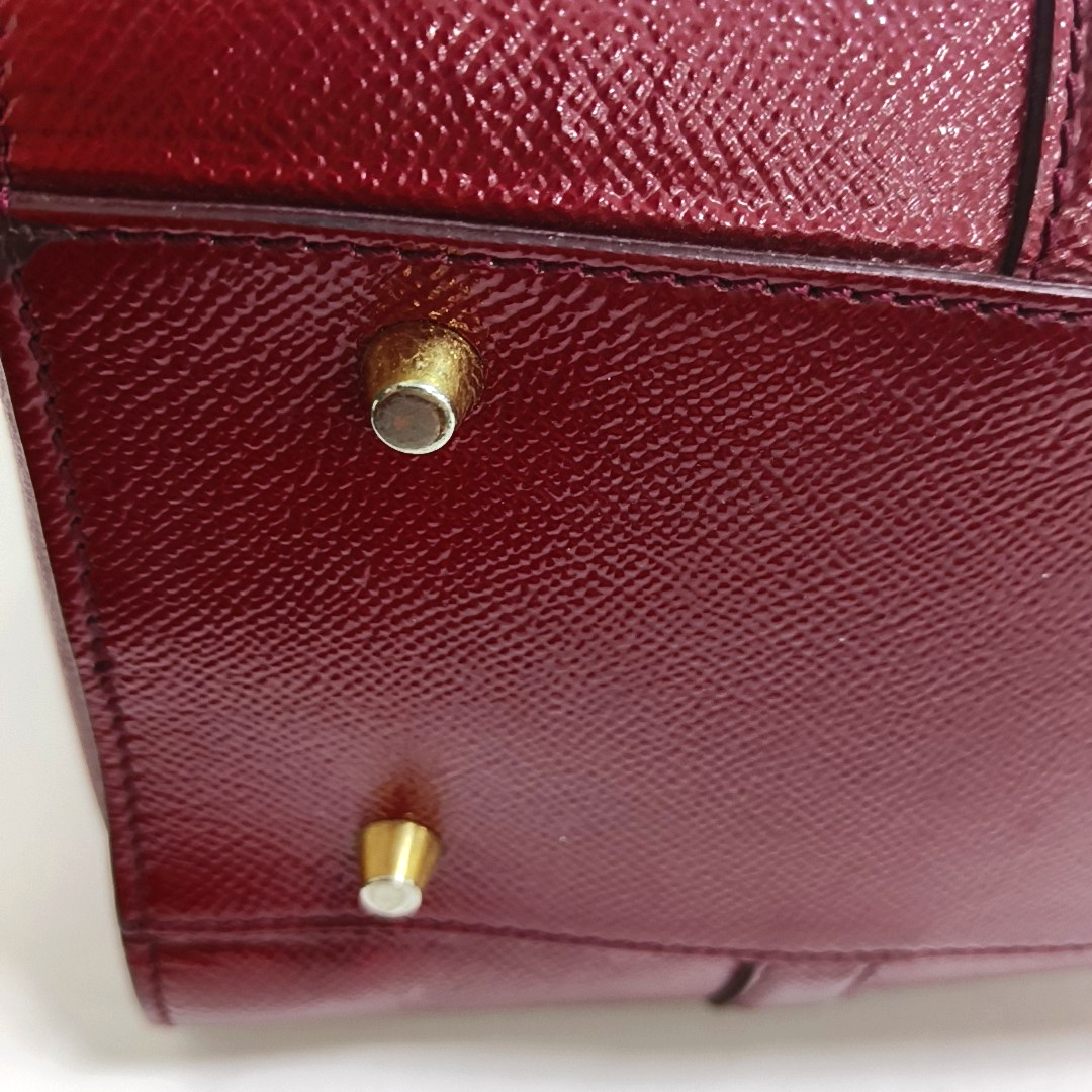 BURBERRY Dinton Red Cowhide Tote Bag Golden hardware-(SKU)-944819144
