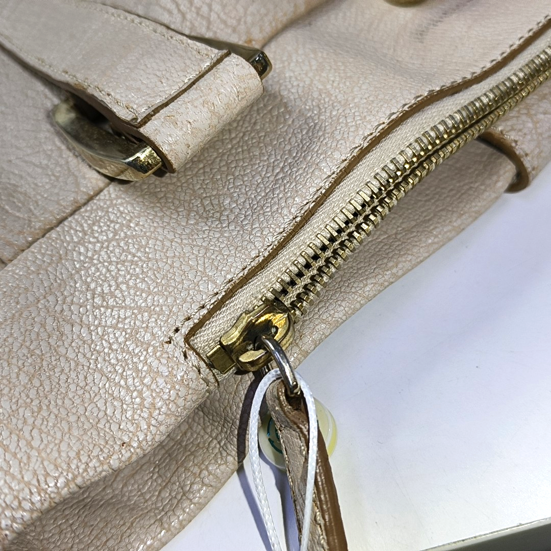 CELINE Tote bag Beige Leather Single Shoulder Bag Golden hardware-(SKU)-945409700