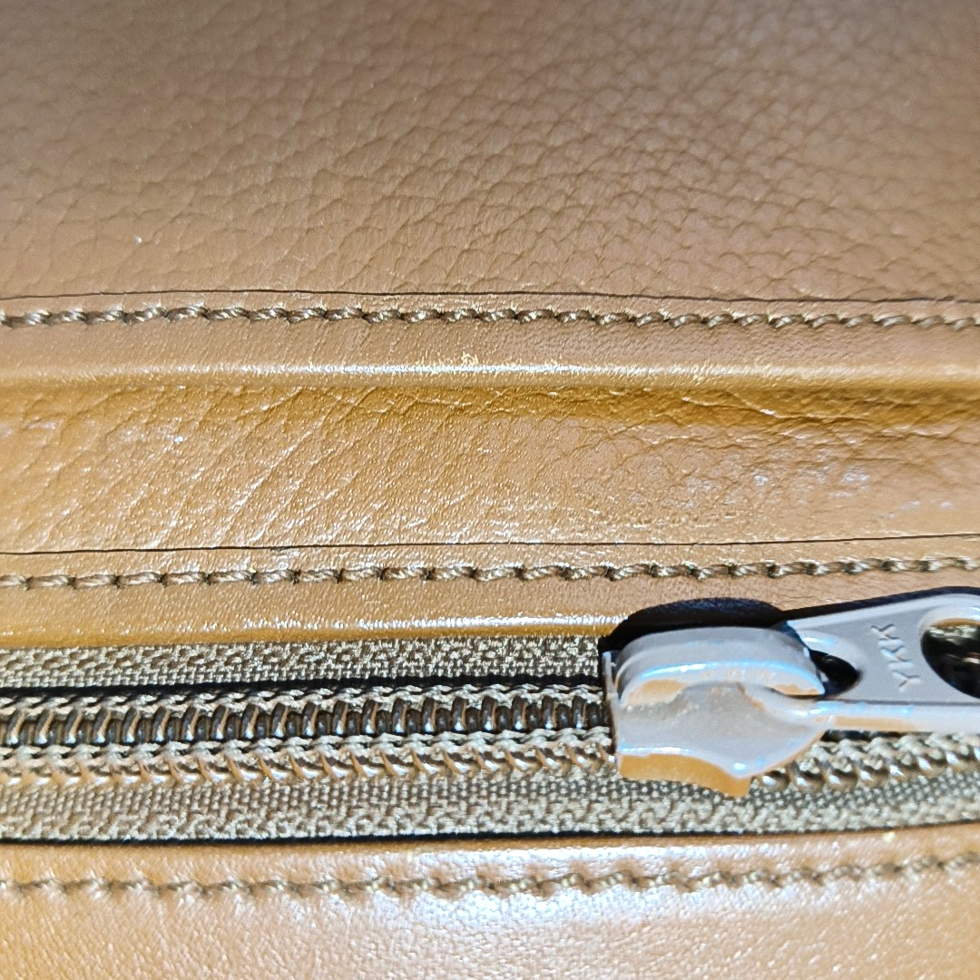 BURBERRY LondonBrown Leather Handbag-(SKU)-13795977