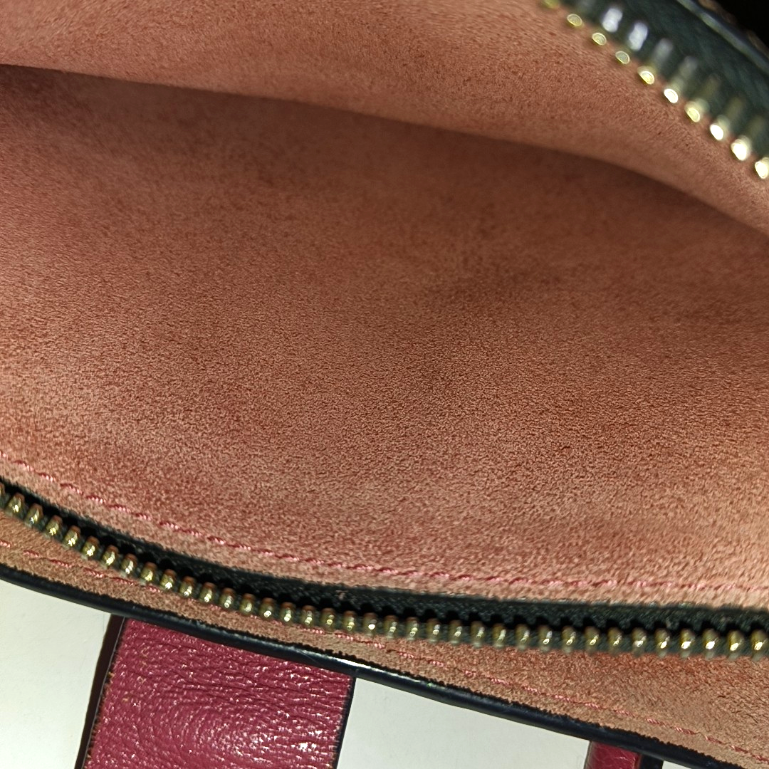 Miu Miu Pink Cowhide Single Shoulder Bag Golden hardware Removable shoulder strap-(SKU)-947216703