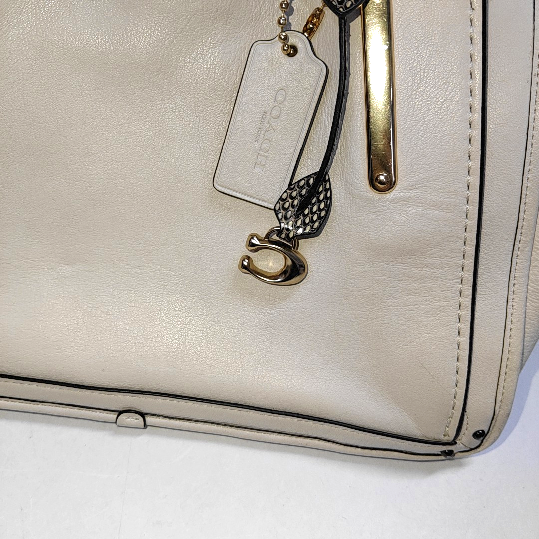 COACH DREAMER Beige Leather Single Shoulder Bag Handbag Crossbody Golden hardware Removable shoulder strap-(SKU)-940749659