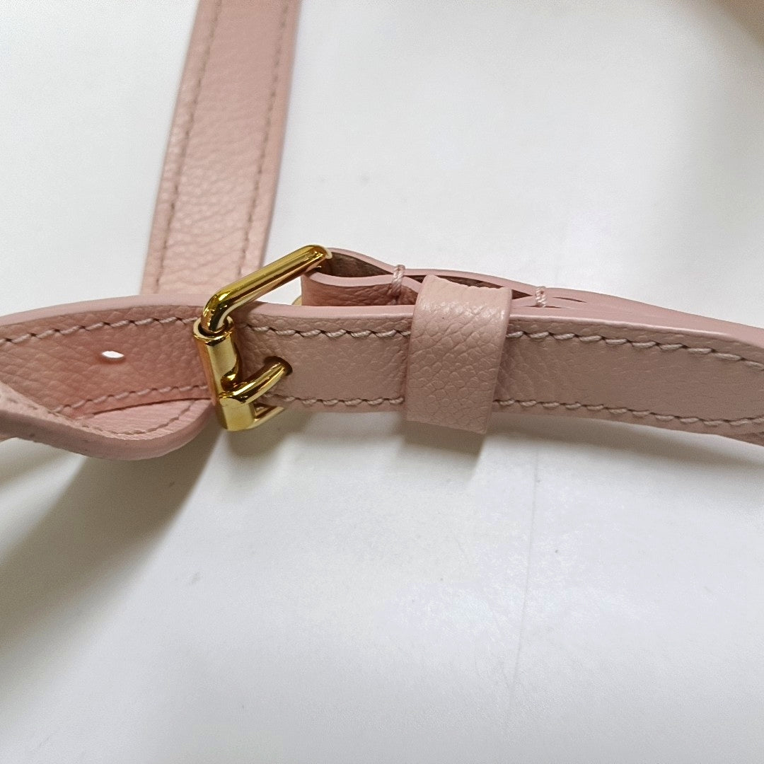 LOUIS VUITTON ONTHEGO Small Light Pink Calfskin Monogram Embossed Jungle Bag Single Shoulder Bag Handbag Detachable Strap-(SKU)-966381048