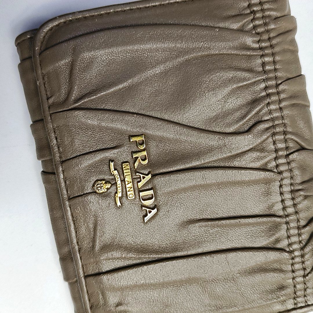 PRADA Diagramme Taupe Cowhide Wallet Golden hardware-(SKU)-953038830