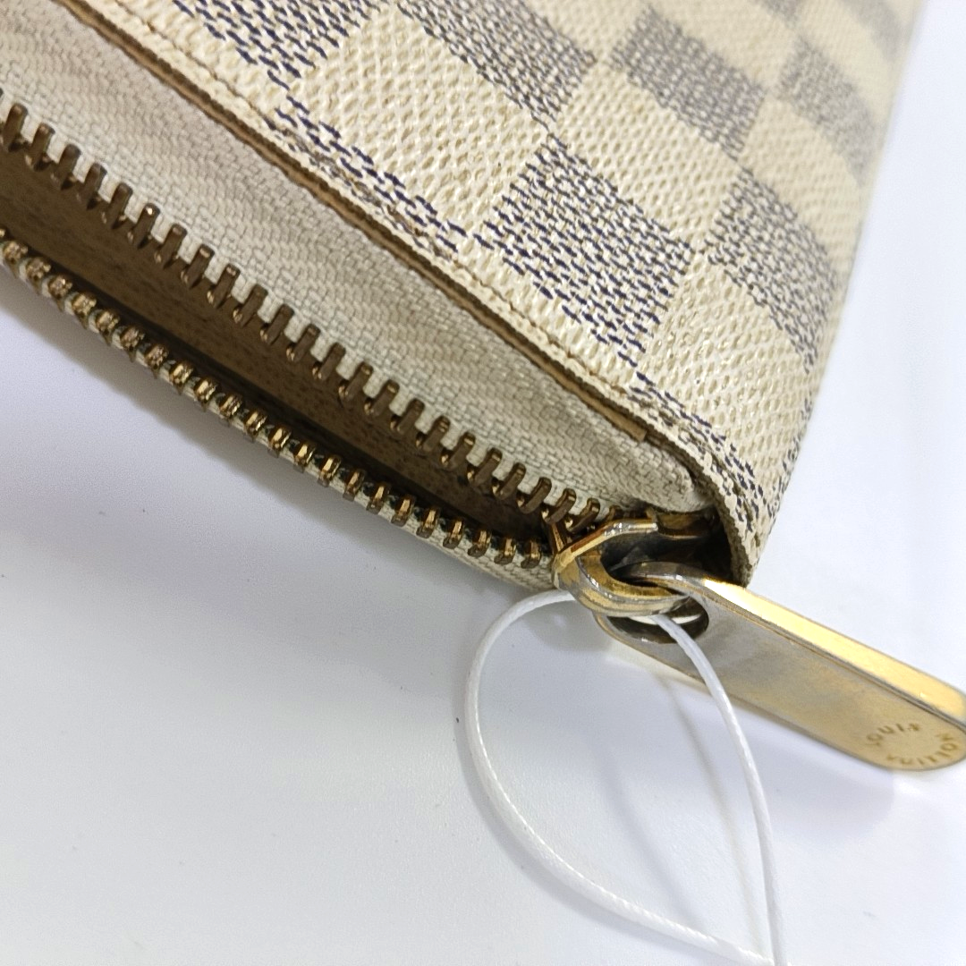 LOUIS VUITTON White Coated Canvas Checkered Wallet Golden hardware-(SKU)-960575120