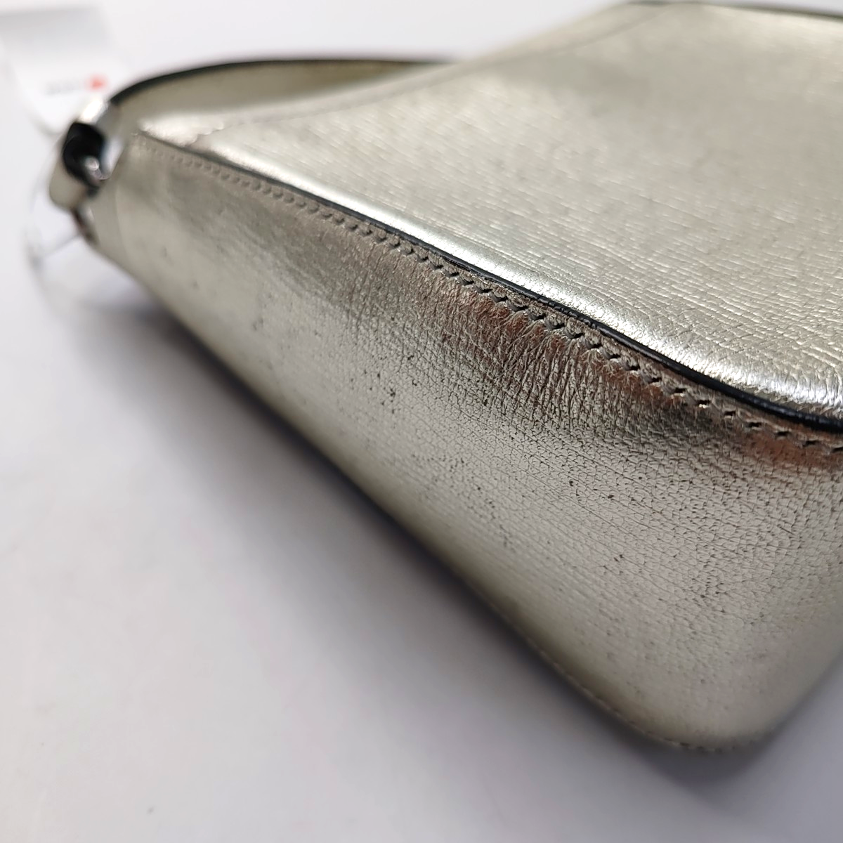 FERRAGAMO Silver Cowhide Crossbody Bag Shoulder Bag Silver Hardware-(SKU)-944296503