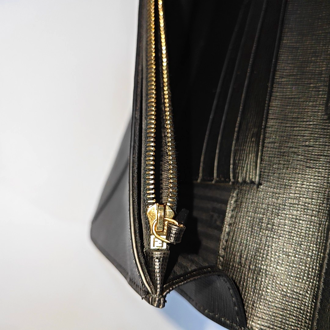 FENDI 2 Jours Black Cowhide Clutch Golden hardware-(SKU)-938664710