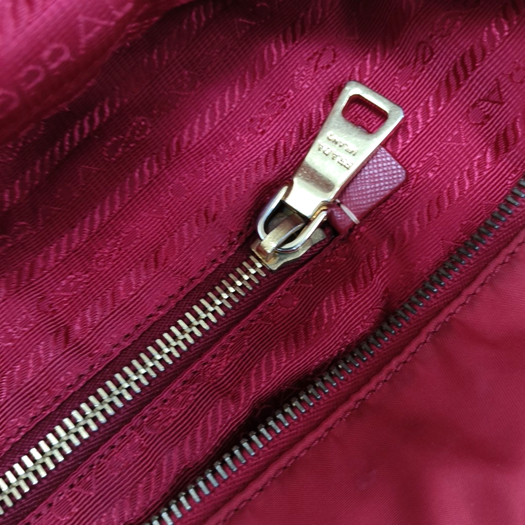PRADA Tote bag Red Nylon Logo Single Shoulder Bag Crossbody Bag Handbag Golden hardware-(SKU)-13628648