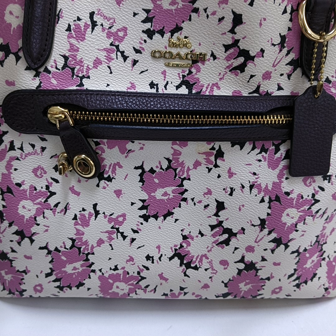 COACH Tote bag Large size White Coated Canvas Printed Carriage Single Shoulder Bag Handbag Golden hardware-(SKU)-942425943