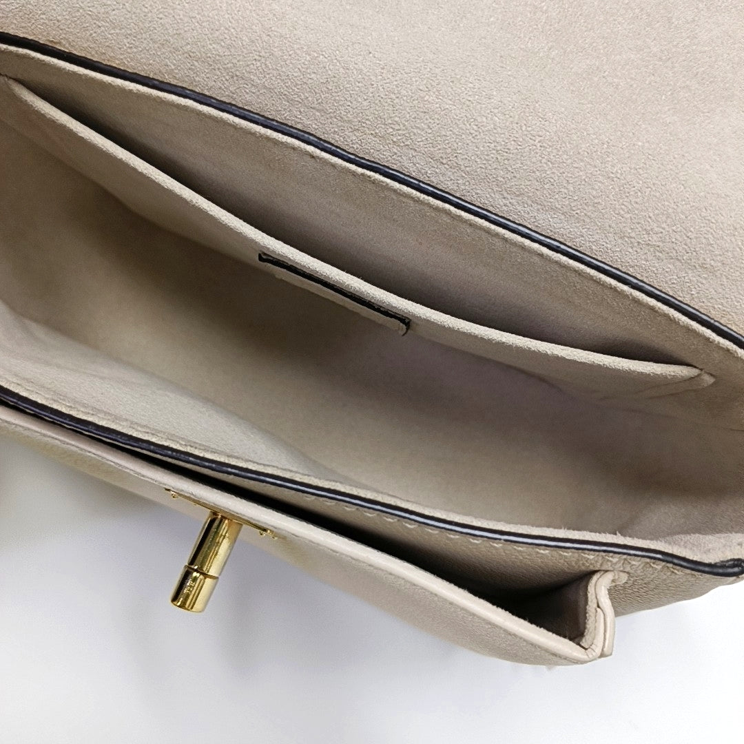 LOUIS VUITTON LOCKME TENDER Khaki Leather Single Shoulder Bag Crossbody Shoulder Bag 2 Removable Shoulder Straps Golden Hardware Complete Accessories-(SKU)-970899092