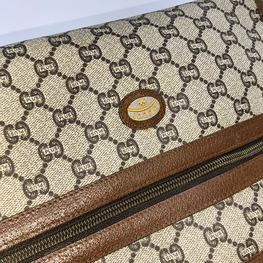 GUCCI Ebony Coated Canvas La Vieille Russie Handbag Golden hardware-(SKU)-945953928