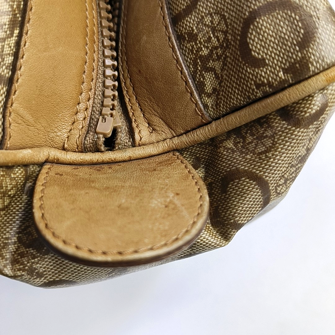 CELINE Khaki Plastic Triumph Handbag Golden hardware-(SKU)-943936664