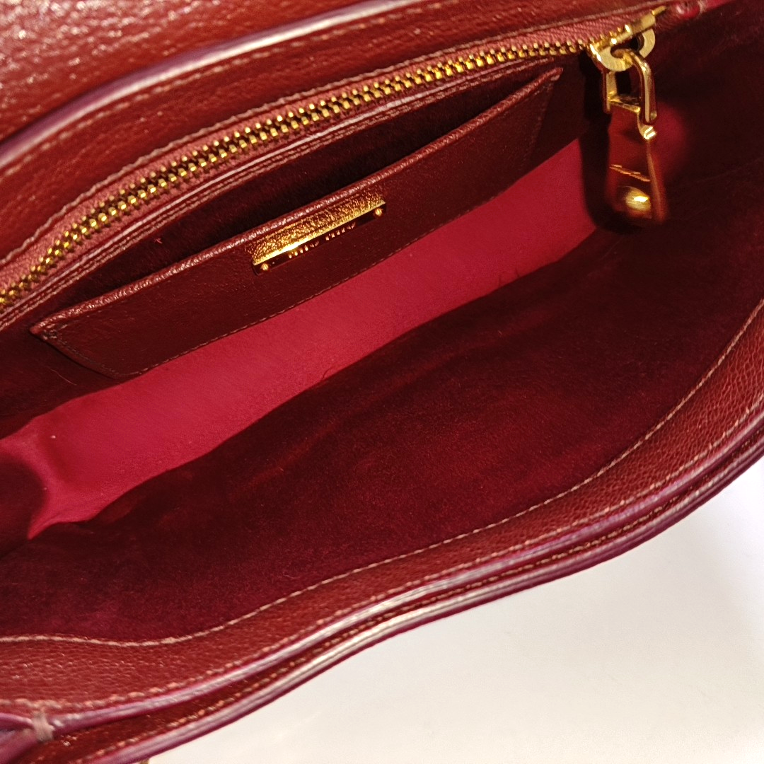 Miu Miu Red cowhide shoulder bag crossbody bag Golden hardware-(SKU)-959044533