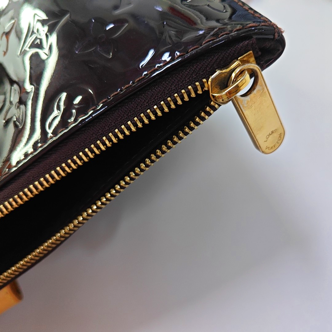 LOUIS VUITTON BELLEVUE Large size Burgundy Patent Leather Embossed Tote Bag Single Shoulder Bag Golden hardware-(SKU)-947527347