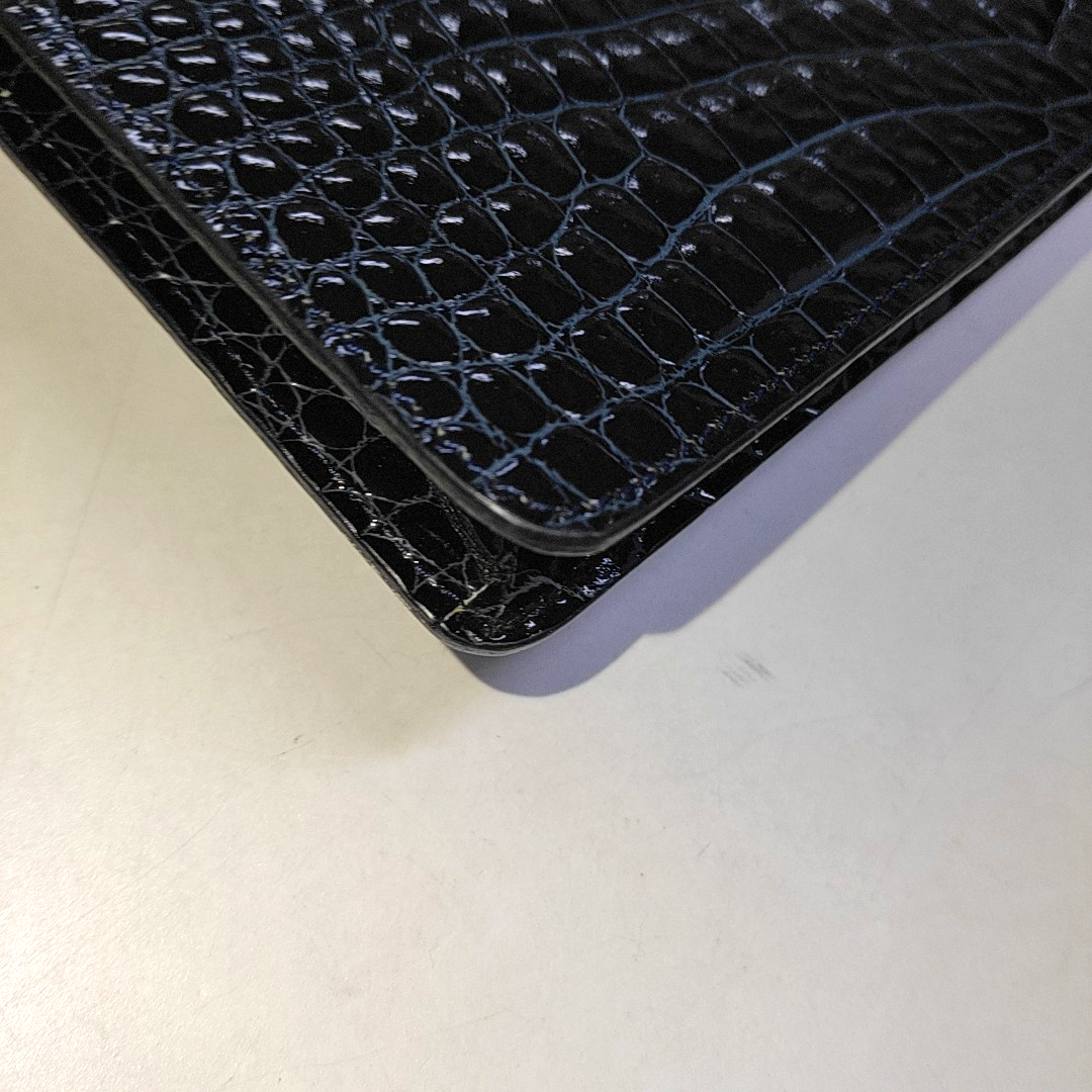 CELINE Black cowhide Arc de Triomphe crocodile-pattern clutch Golden hardware-(SKU)-941957231